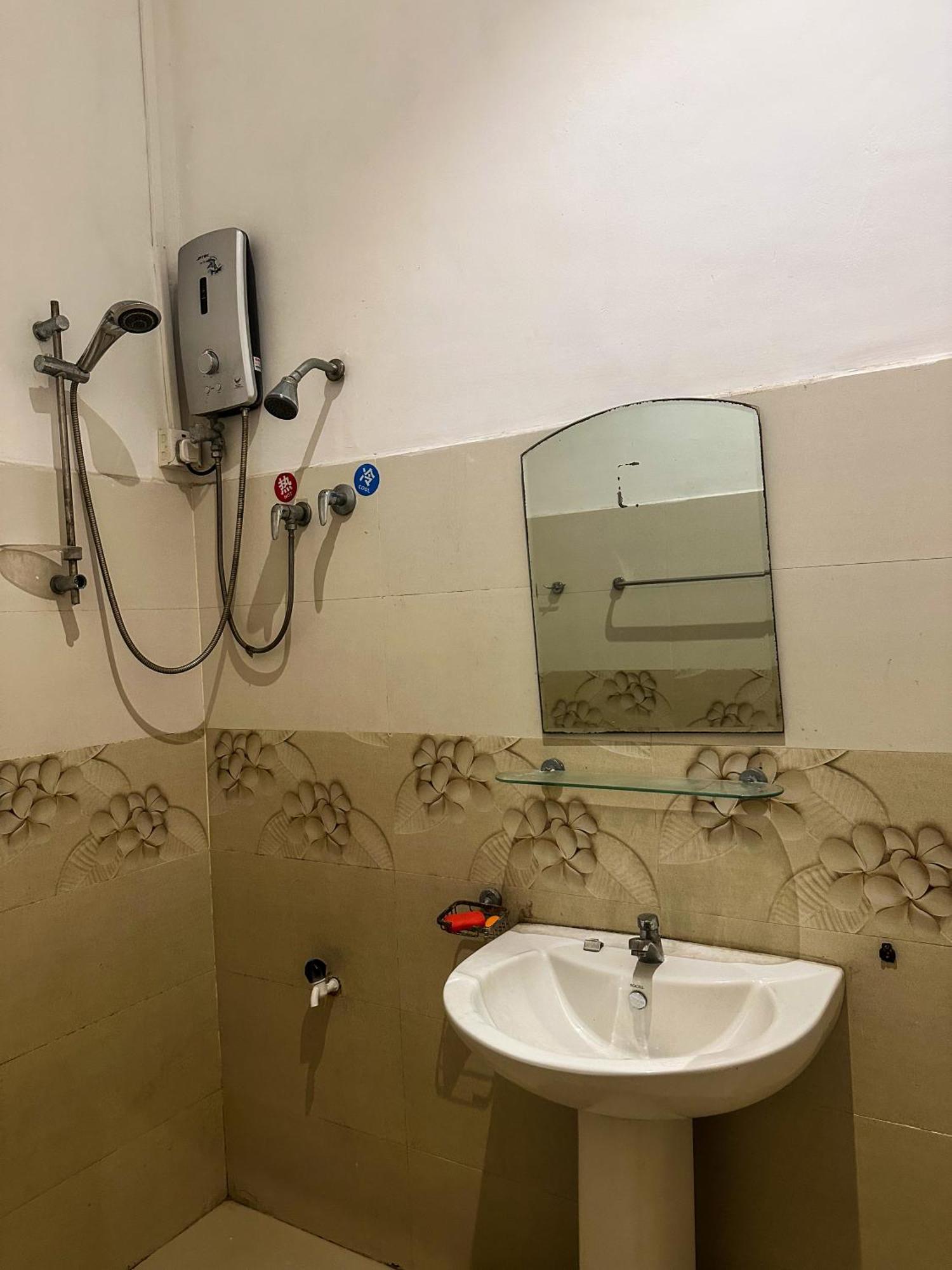 ホテル New Panda House ガル 部屋 写真